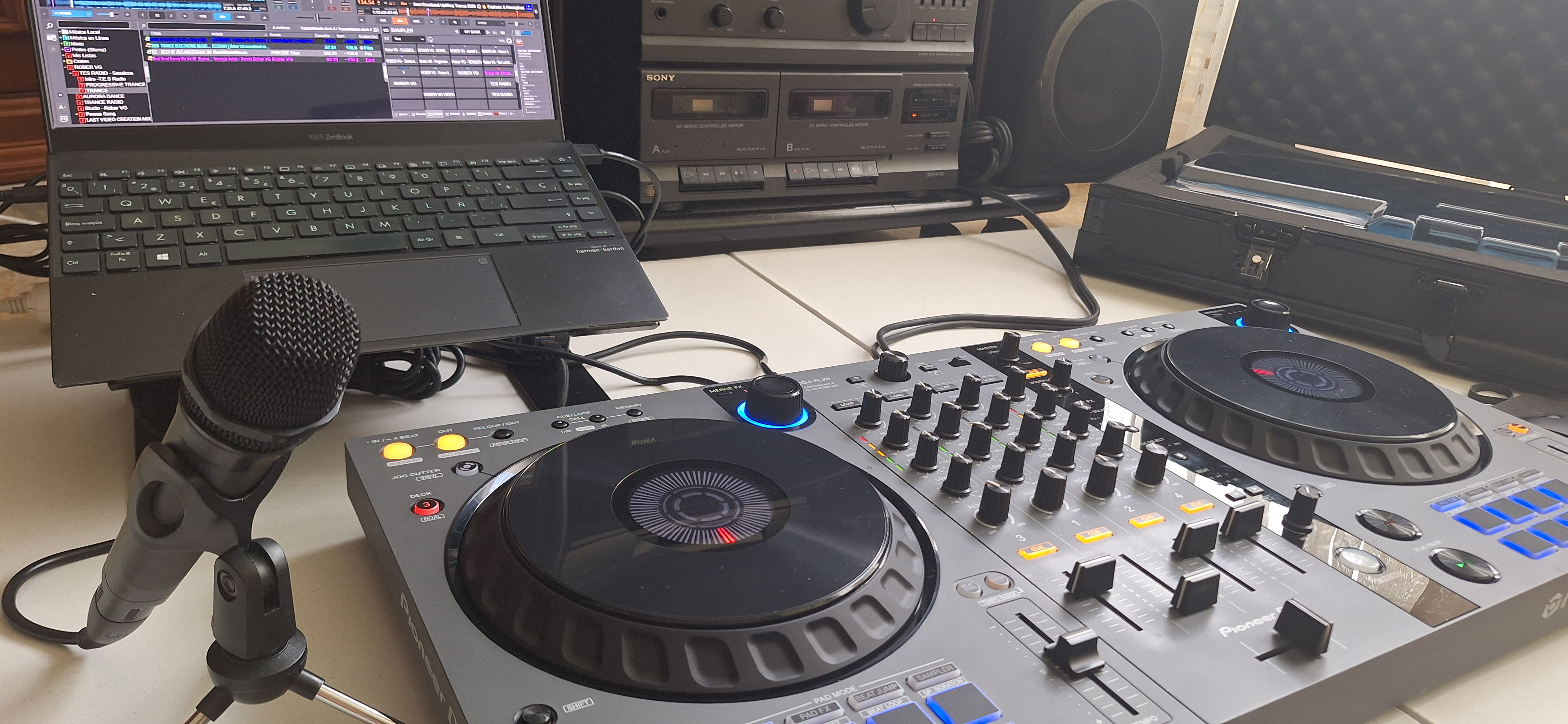 radio1